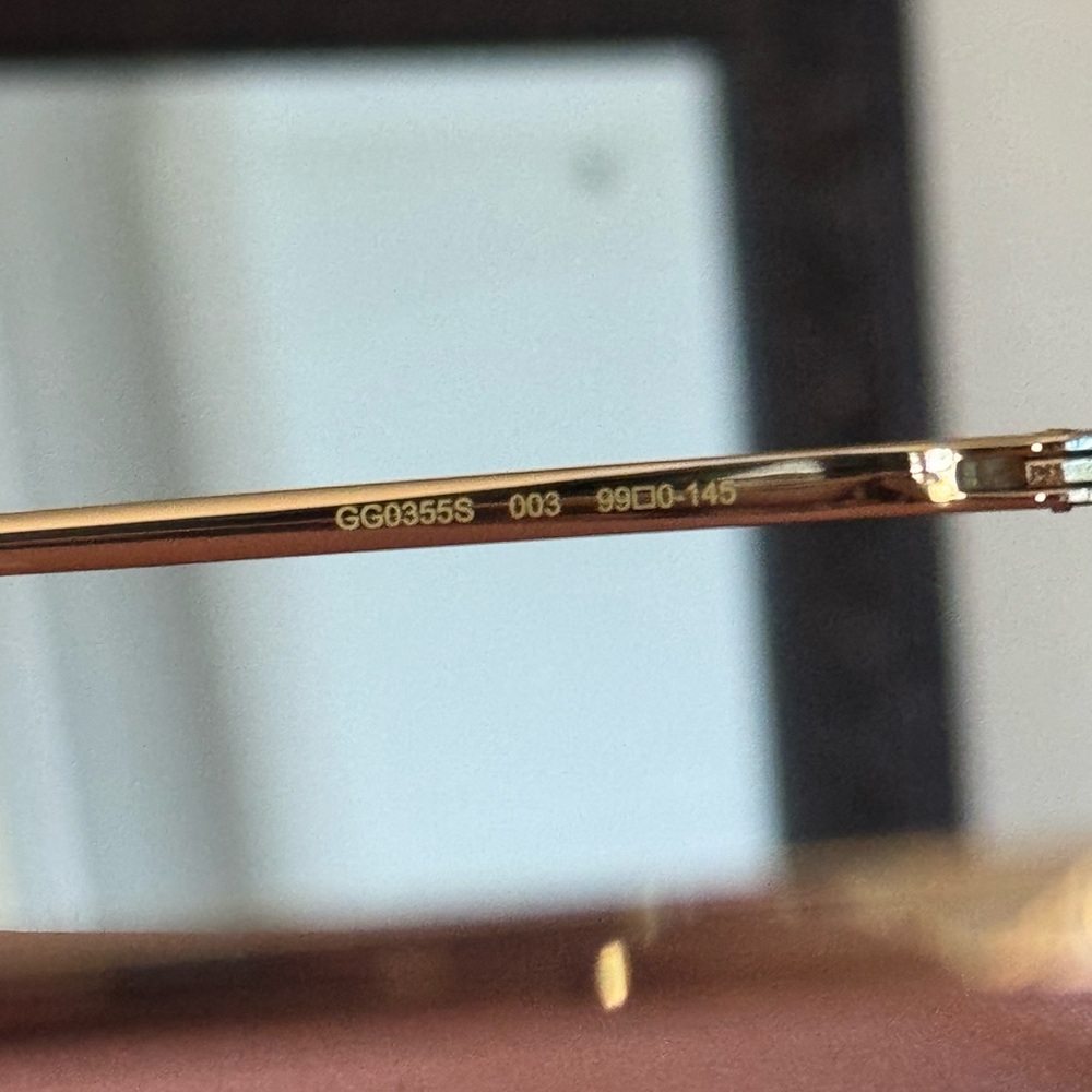 Gucci Sunglasses - Picture 7 of 7